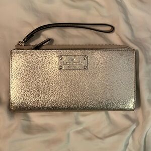 Kate spade wristlet clutch wallet